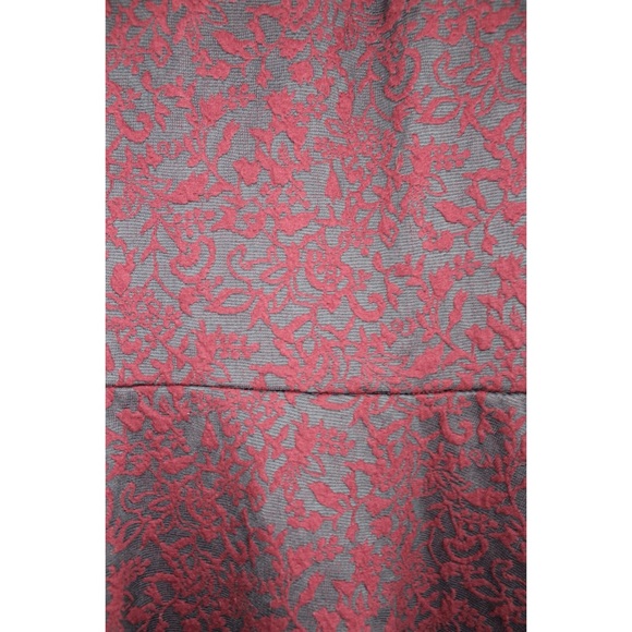 LOFT Raised Floral Embroidered Fit & Flare Dress 0 - Picture 6 of 8